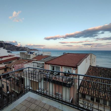 Sicily Travel Apartment'S 4 จีอาร์ดีนี นักซอส ภายนอก รูปภาพ
