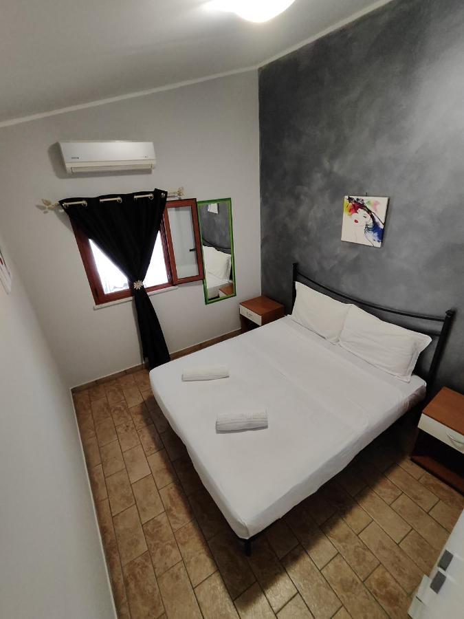 Sicily Travel Apartment'S 4 จีอาร์ดีนี นักซอส ภายนอก รูปภาพ