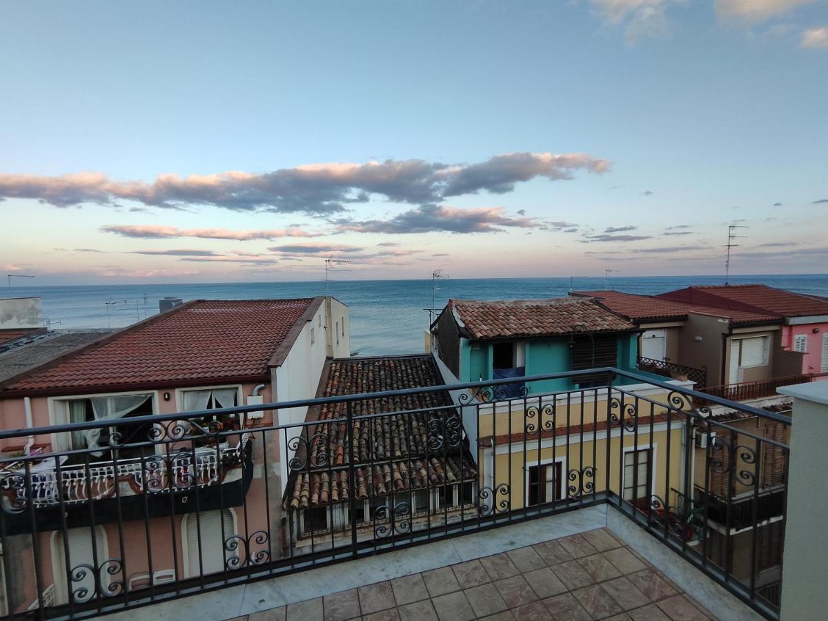 Sicily Travel Apartment'S 4 จีอาร์ดีนี นักซอส ภายนอก รูปภาพ